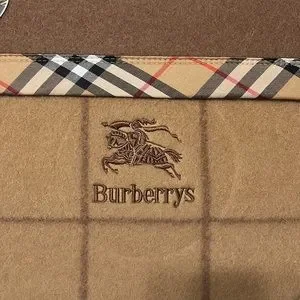 Burberrys　ブランケット Burberry | Bedding | Authentic Burberrys Blanket | Poshmark